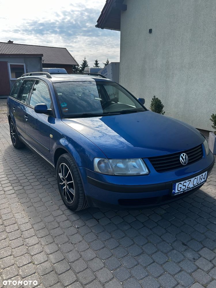 Volkswagen Passat - 2