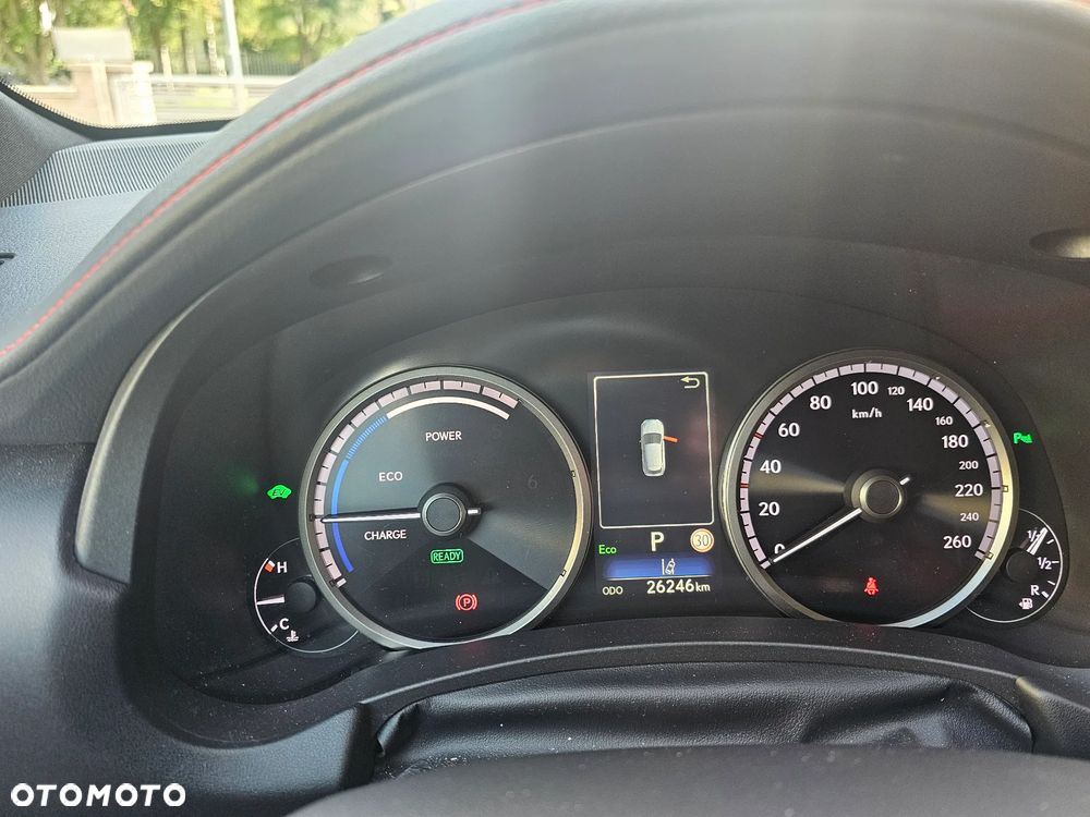 Lexus NX 300h F Sport Edition AWD - 4