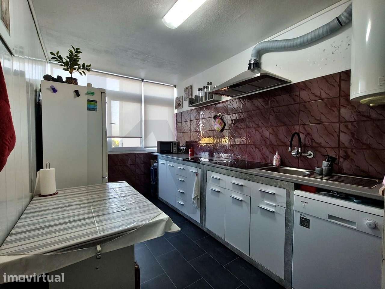 T2+1 Remodelado em Miratejo | Vista, Luz Natural e Excelente Localizaç - Grande imagem: 2/25