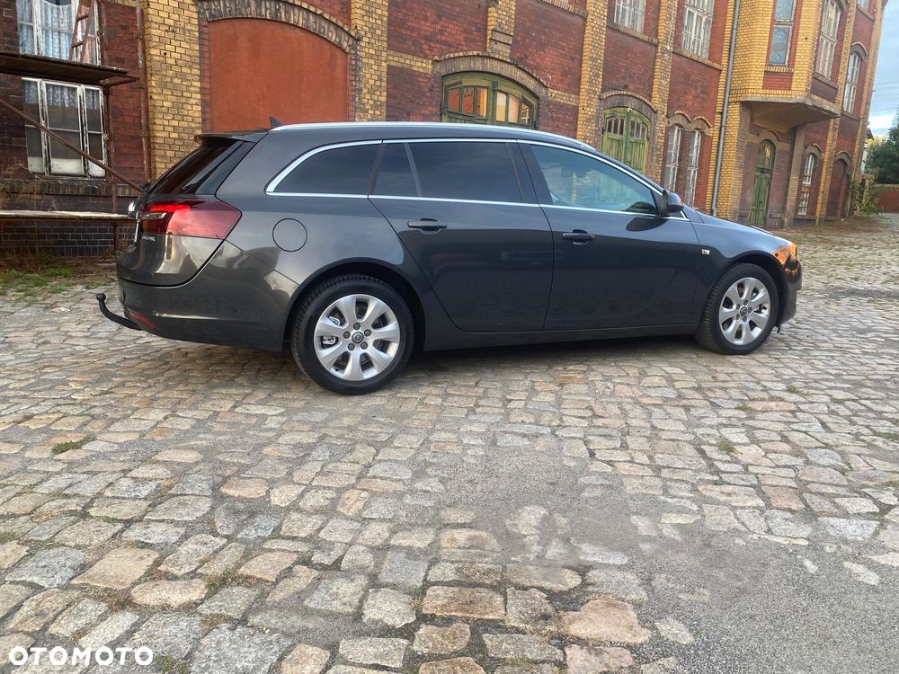 Opel Insignia - 12