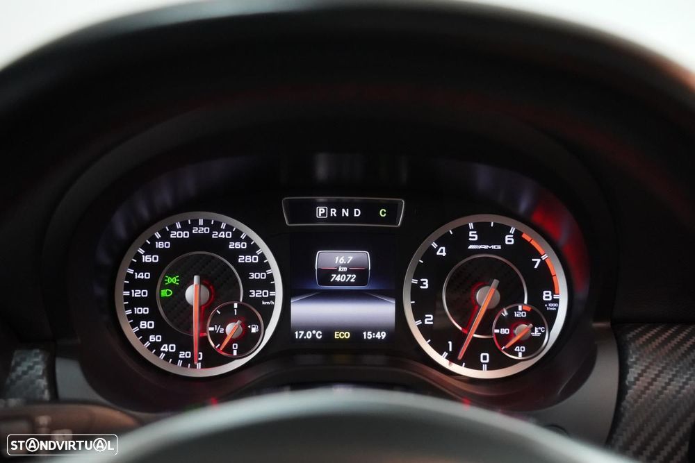 Mercedes-Benz A 45 AMG 4-Matic - 11