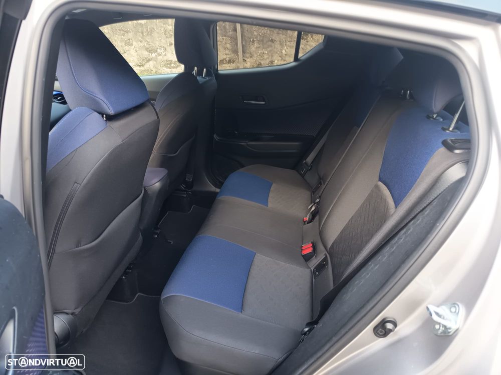 Toyota C-HR 1.8 HSD Exclusive+P.Luxury - 11
