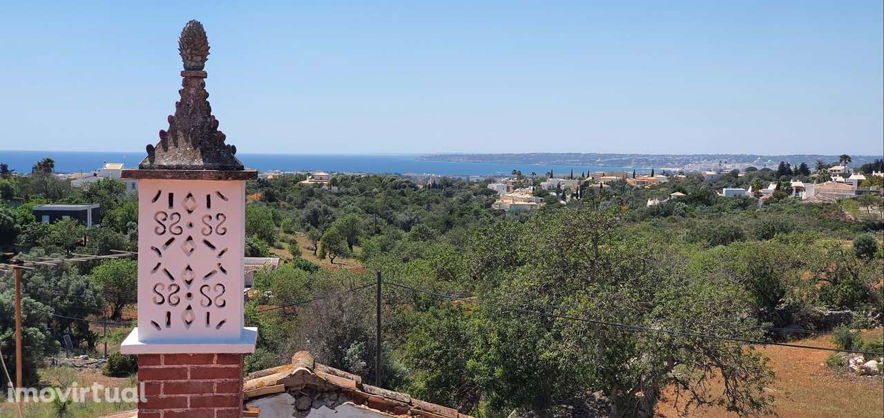Terreno com vista de mar com área de construção - Grande imagem: 2/29