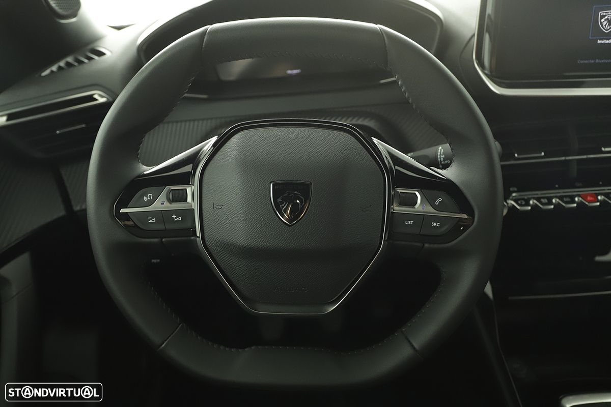 Peugeot 2008 1.2 PureTech Allure - 14