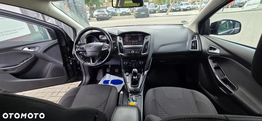 Ford Focus 1.5 EcoBoost STart-Stopp-System TITANIUM - 34