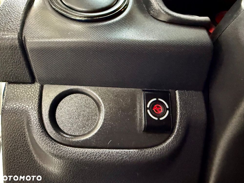 Dacia Sandero SCe 75 Essential - 25