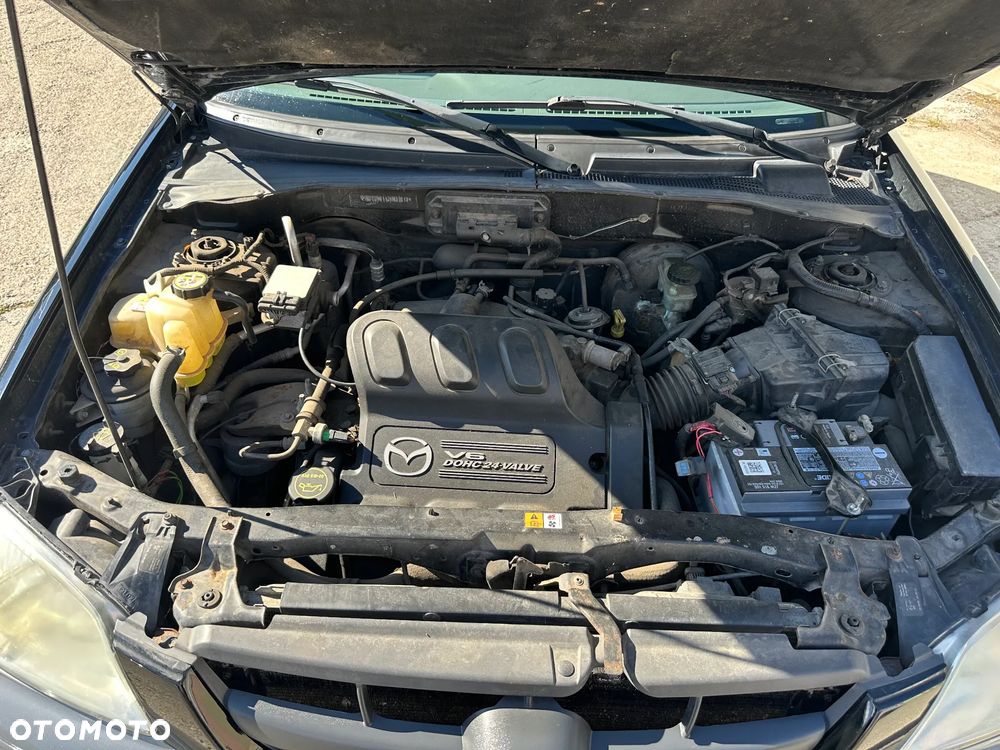 Mazda Tribute 3.0 V6 Exclusive - 8