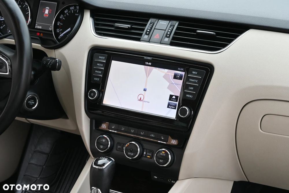 Skoda Octavia 1.8 TSI DSG L&K - 18