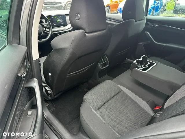 Skoda Octavia 2.0 TDI Ambition - 24