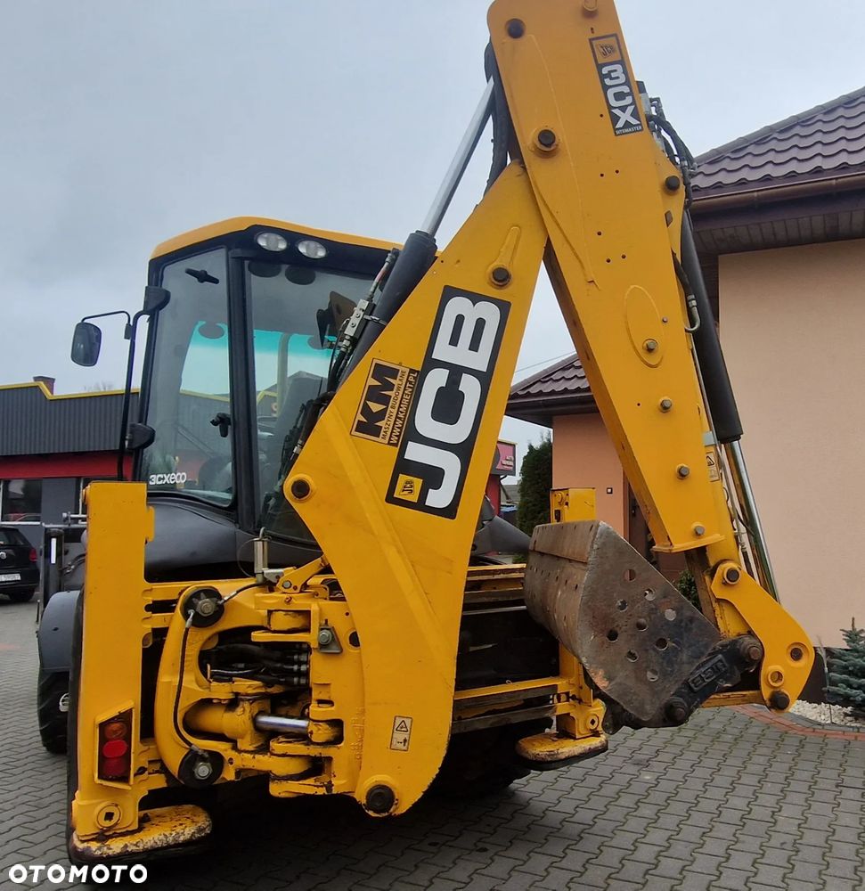 JCB 3cx - 10