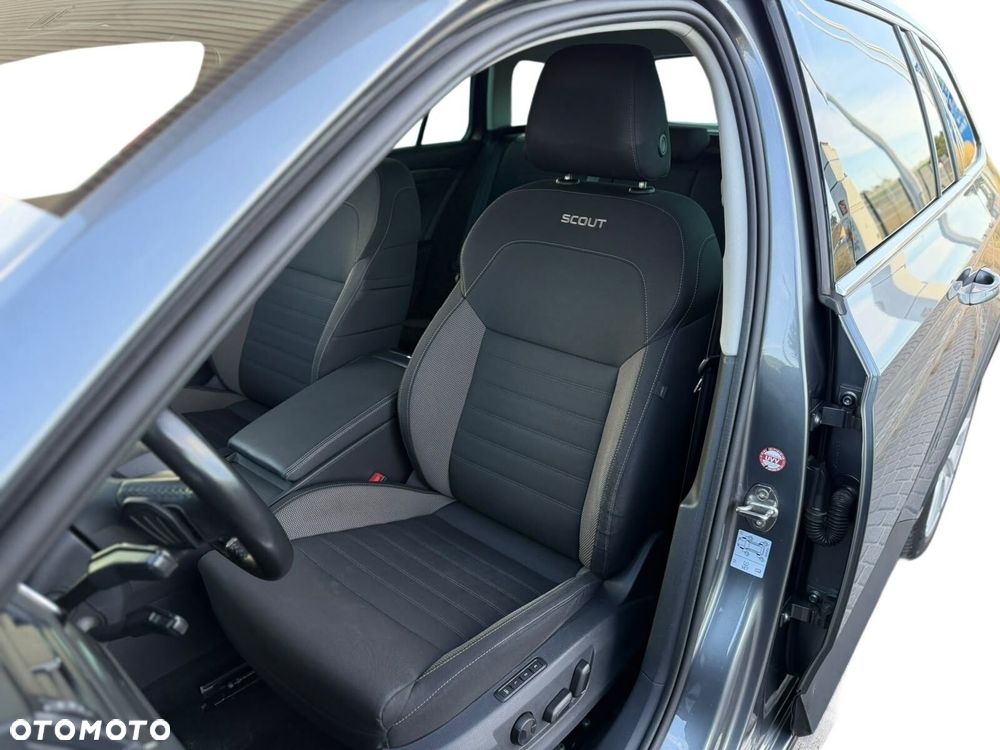 Skoda Superb 2.0 TDI SCR 4x4 Scout DSG - 24