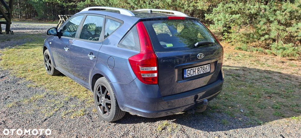 Kia Ceed 1.6 L - 4