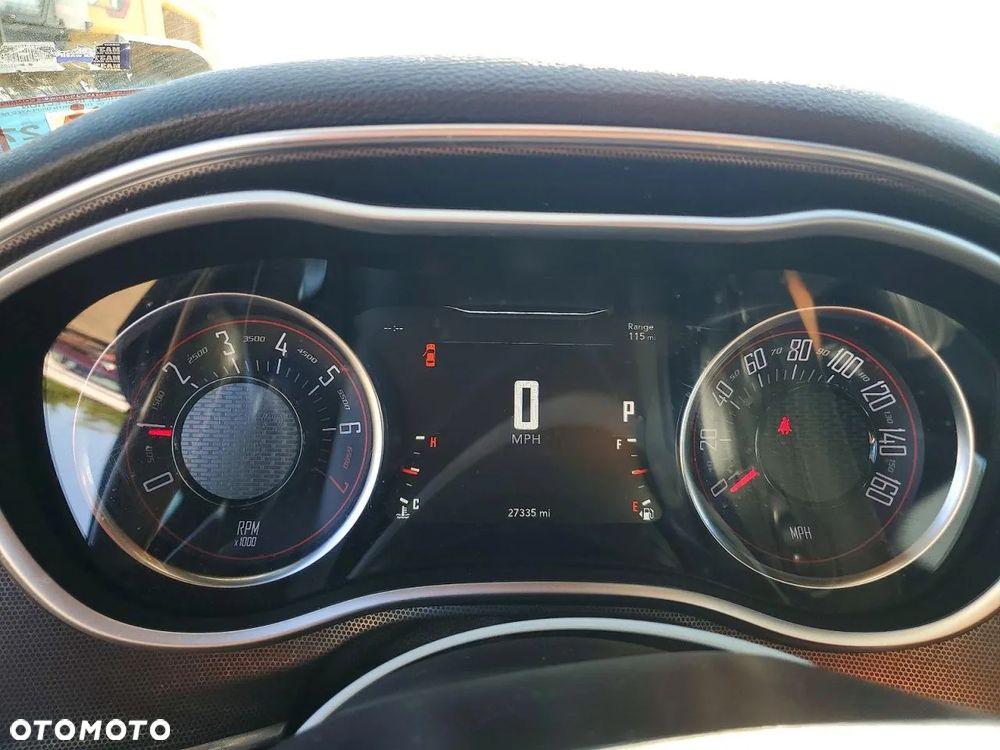 Dodge Challenger 3.6 GT AWD - 11
