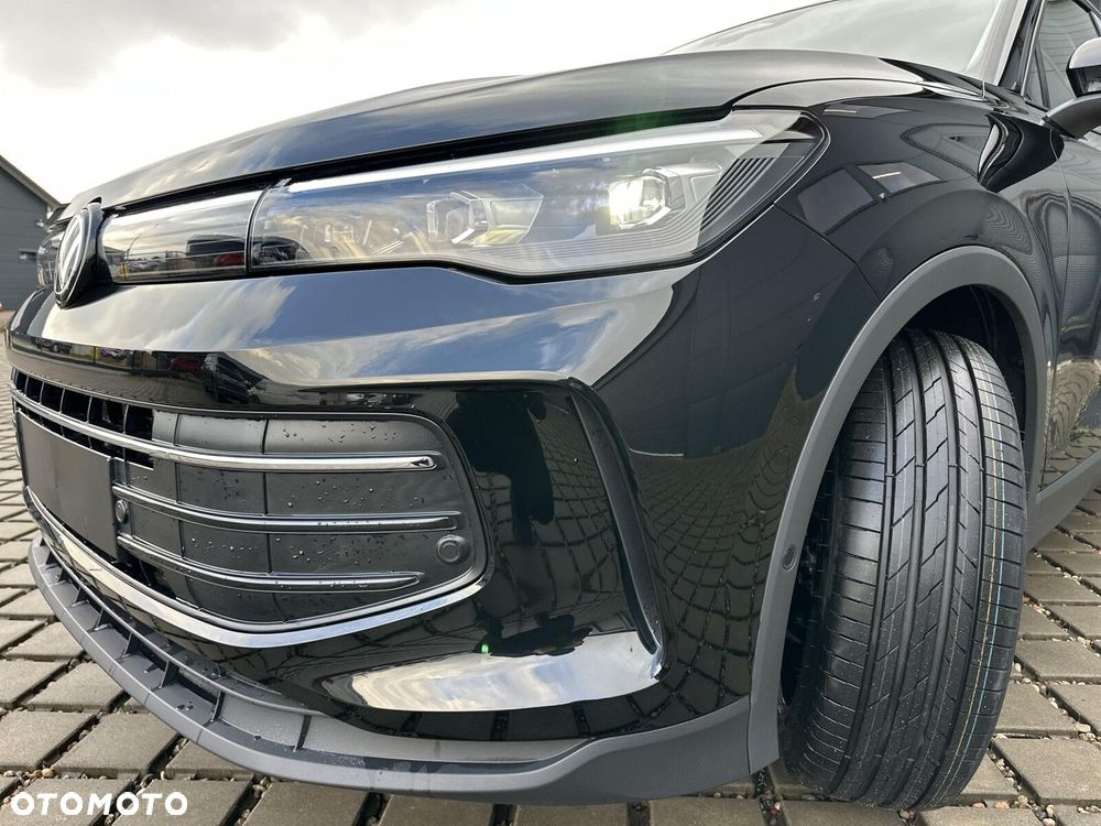 Volkswagen Tiguan - 23