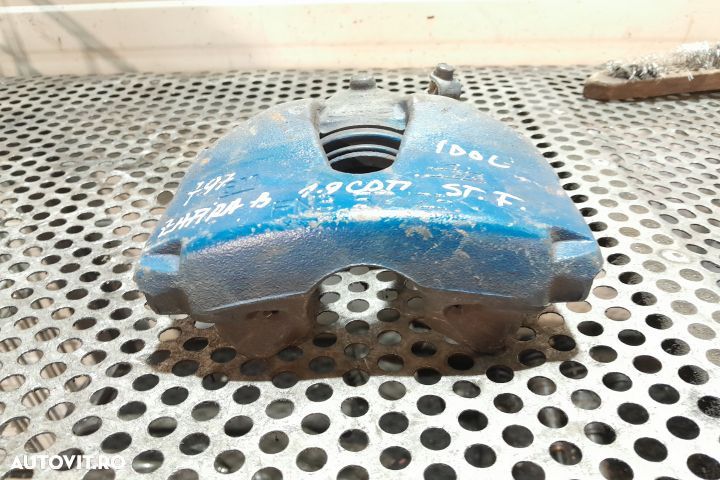 Etrier fata stanga Opel Zafira B [2005 - 2010] Minivan 5-usi 1.9 CDTI - 2