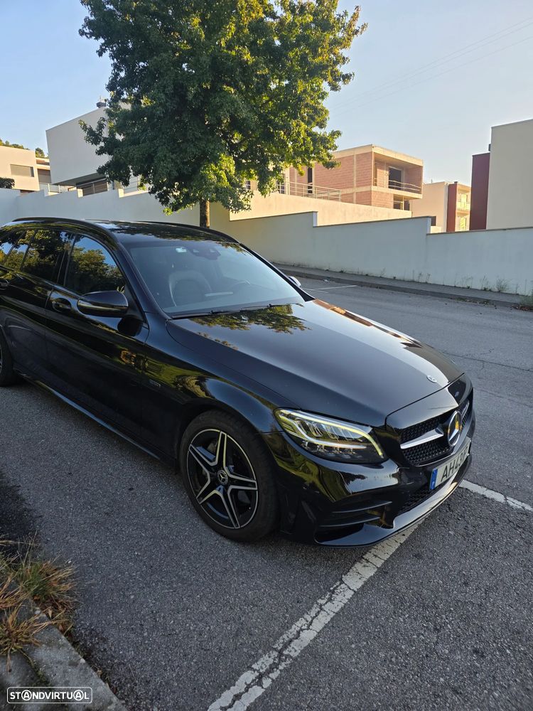 Mercedes-Benz C 300 de AMG Line - 4