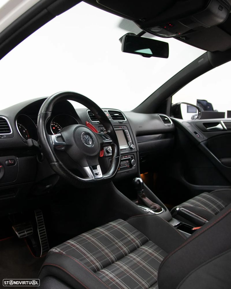 VW Golf 2.0 TSi GTI DSG - 46