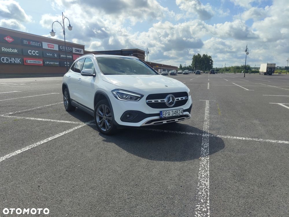Mercedes-Benz GLA 250 8G-DCT - 3