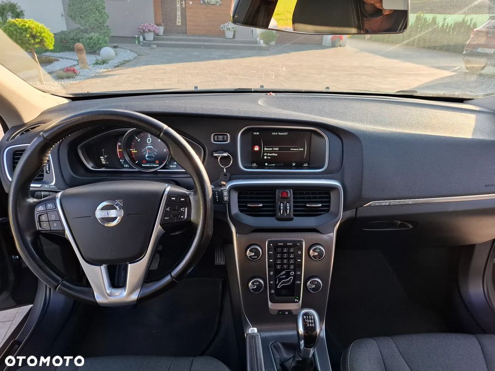 Volvo V40 Cross Country D2 - 16