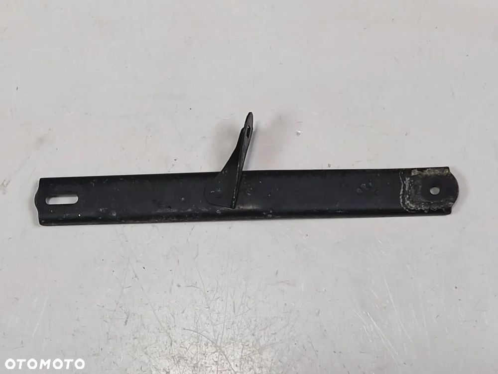 LEXUS RX 3.5h 15-19r Blaszka Mocowanie - 1