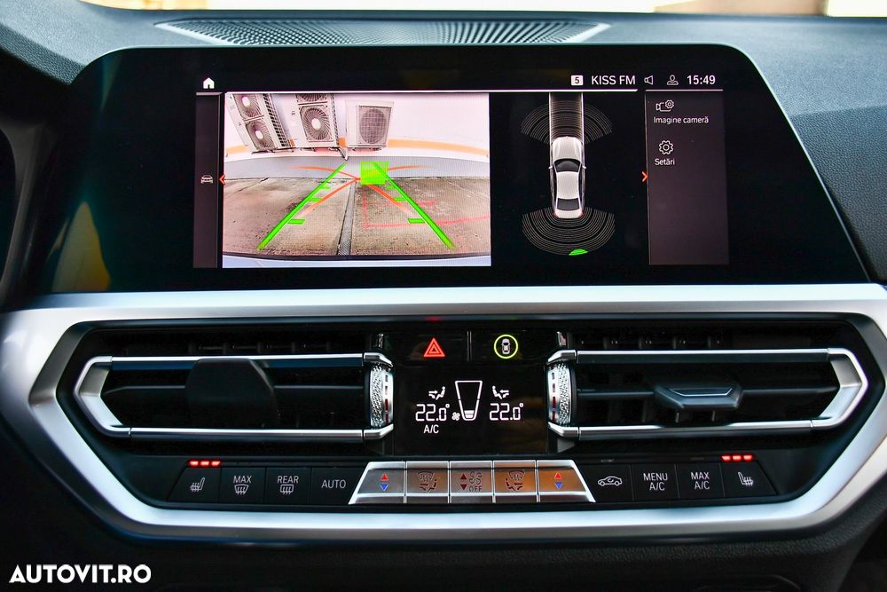 BMW Seria 3 330i xDrive AT - 16