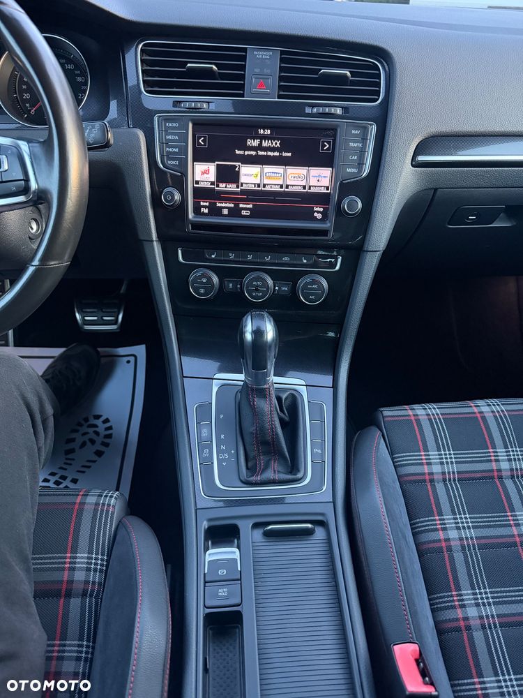 Volkswagen Golf 2.0 TSI BMT GTI DSG - 20