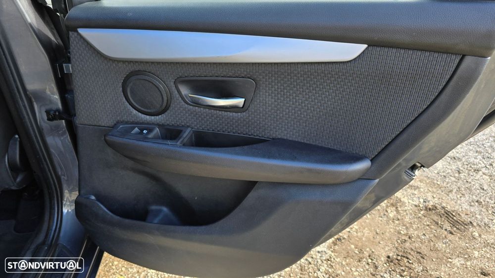 BMW 216 Active Tourer d Advantage - 49