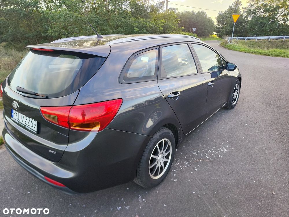 Kia Ceed 1.6 CRDi L - 4