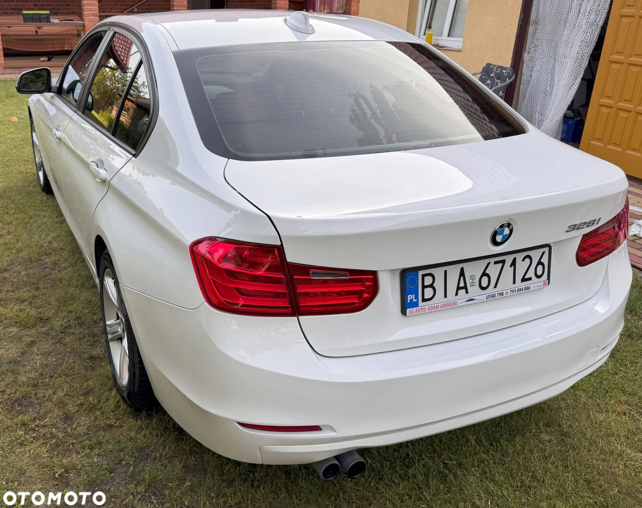 BMW Seria 3 328i - 4