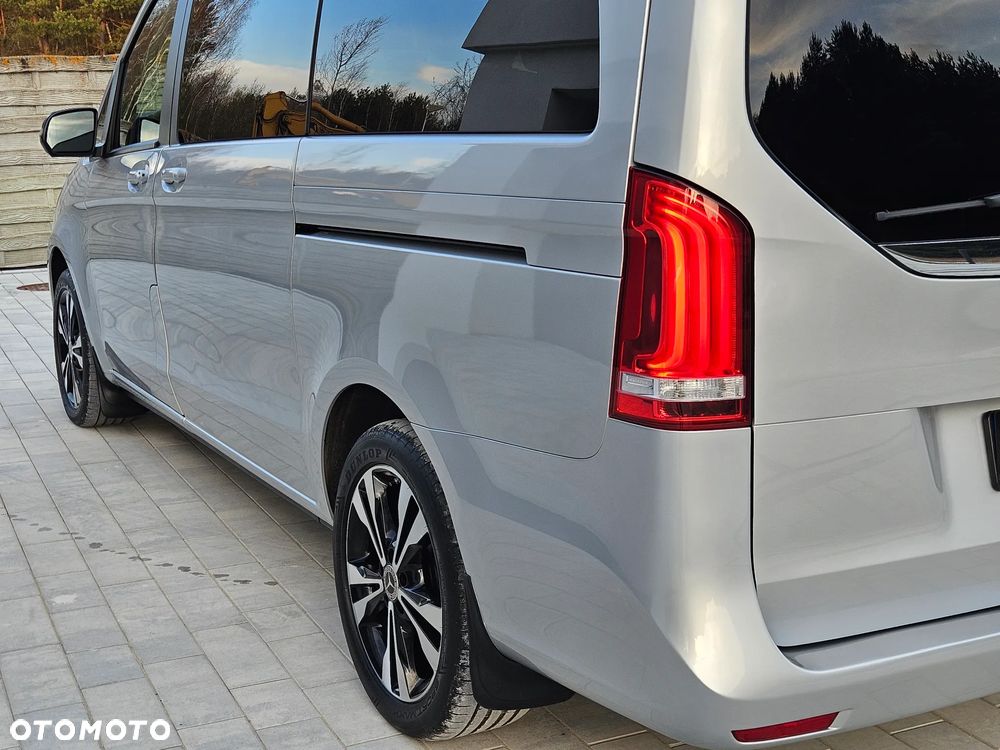 Mercedes-Benz Klasa V 300 d 4-Matic Avantgarde 9G-Tronic (d³ugi) - 14