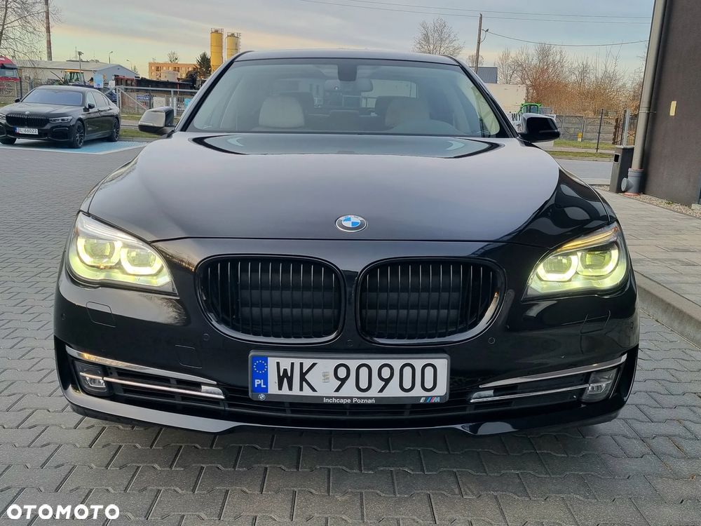 BMW Seria 7 740d xDrive - 9