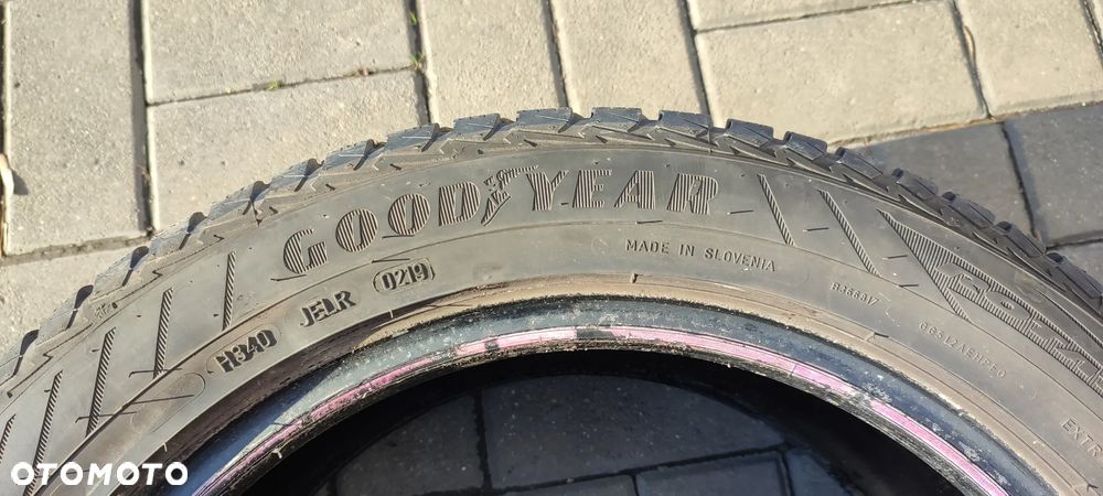 OPONY WIELOSEZONOWE 225/50R17 98V GOODYEAR VECTOR 4SEASONS GEN2 (0219) WIELKOSEZONOWE KOMPLET 4 SZTUKI - 4