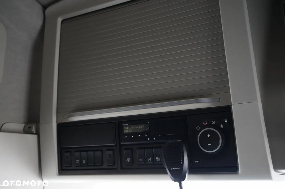 Volvo FH 500 / KLIMATYZACJA POSTOJOWA / CAŁA NA PODUSZAKCH / EURO 6 - 32