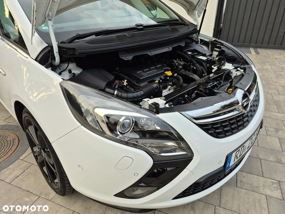 Opel Zafira 1.4 T Cosmo - 30