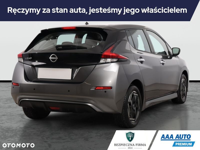 Nissan Leaf - 7