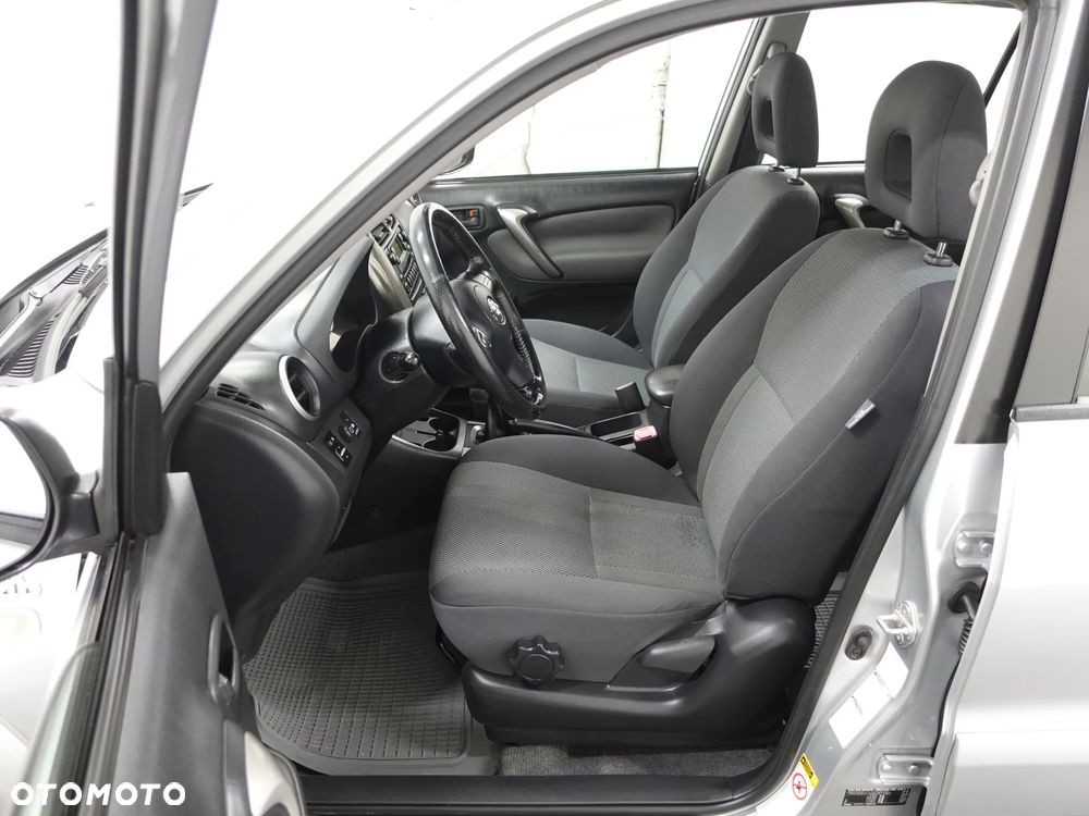 Toyota RAV4 D-4D 4x4 Edition - 20