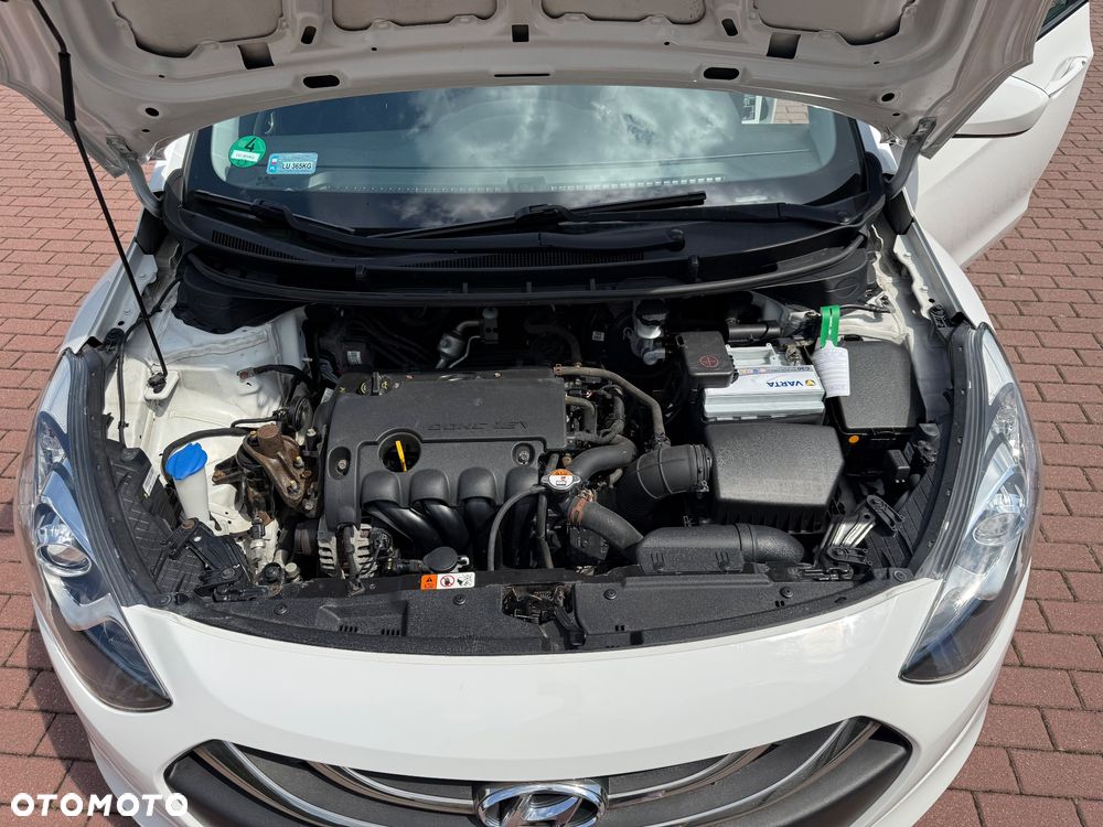 Hyundai i30 1.4 Comfort - 13