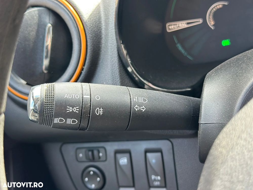 Dacia Spring Comfort Plus - 25