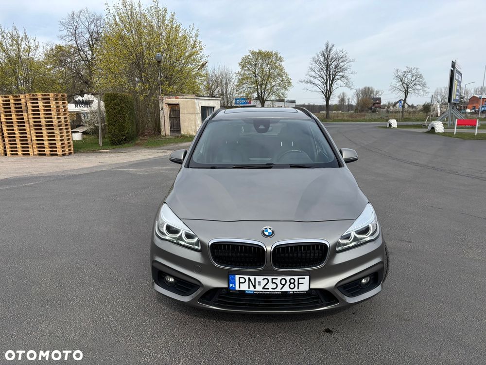 BMW Seria 2 220d xDrive - 2