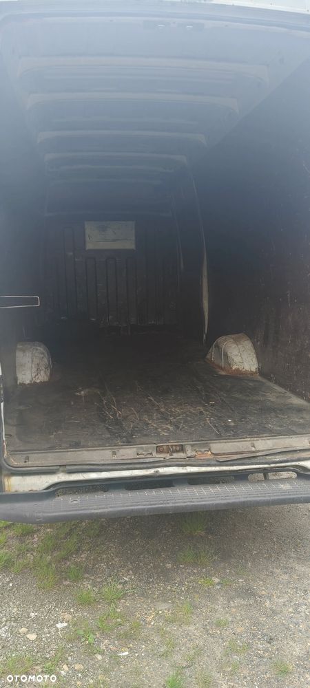 Iveco DAILY 35S14V - 4