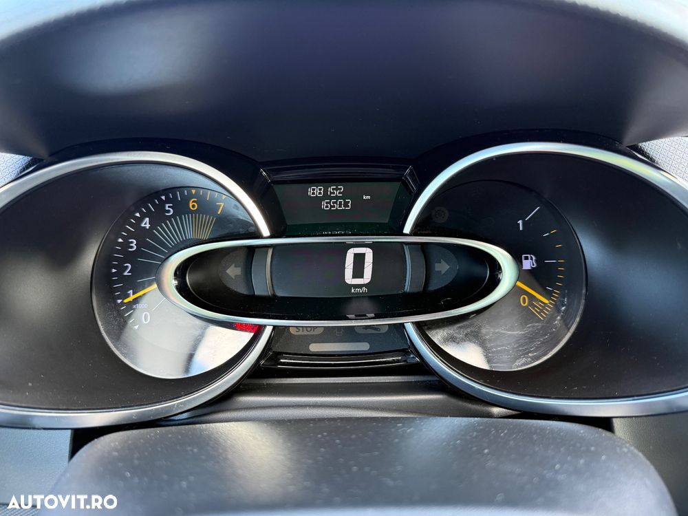 Renault Clio TCe 90 Limited - 17