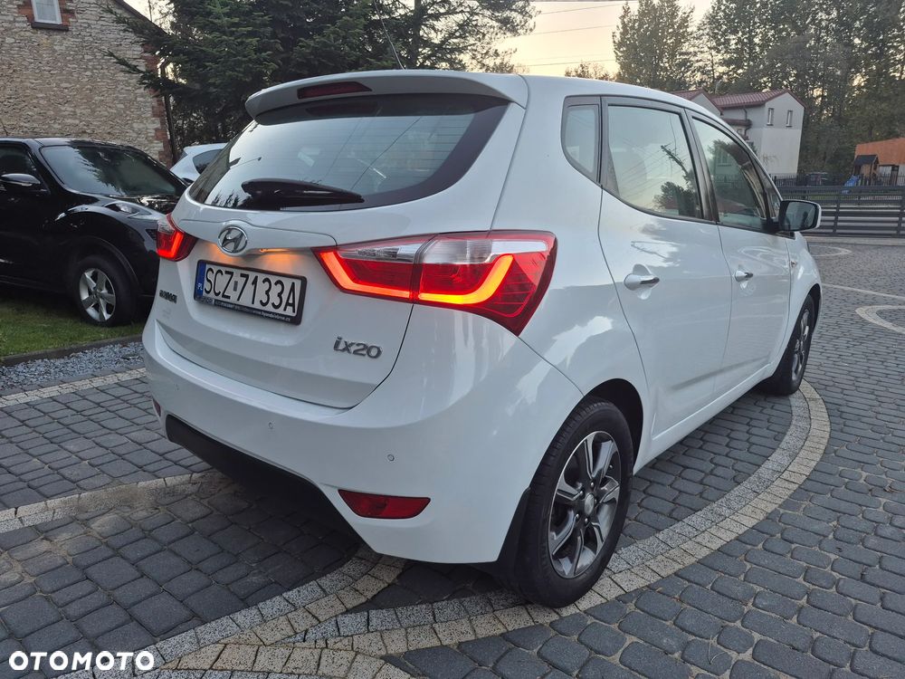 Hyundai ix20 - 3