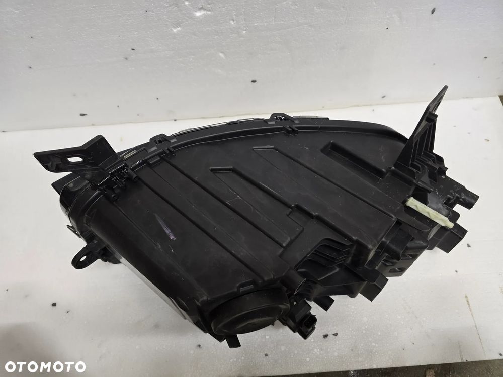 LAMPA DACIA DUSTER III BIGSTER III 260603515R - 6