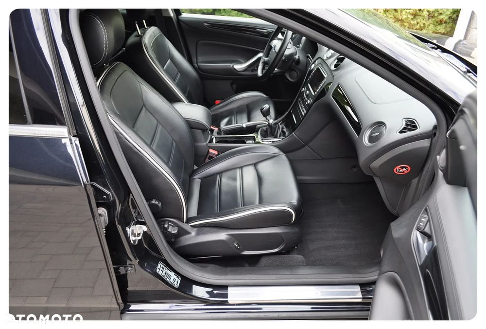 Ford Mondeo 2.0 TDCi Titanium X - 30