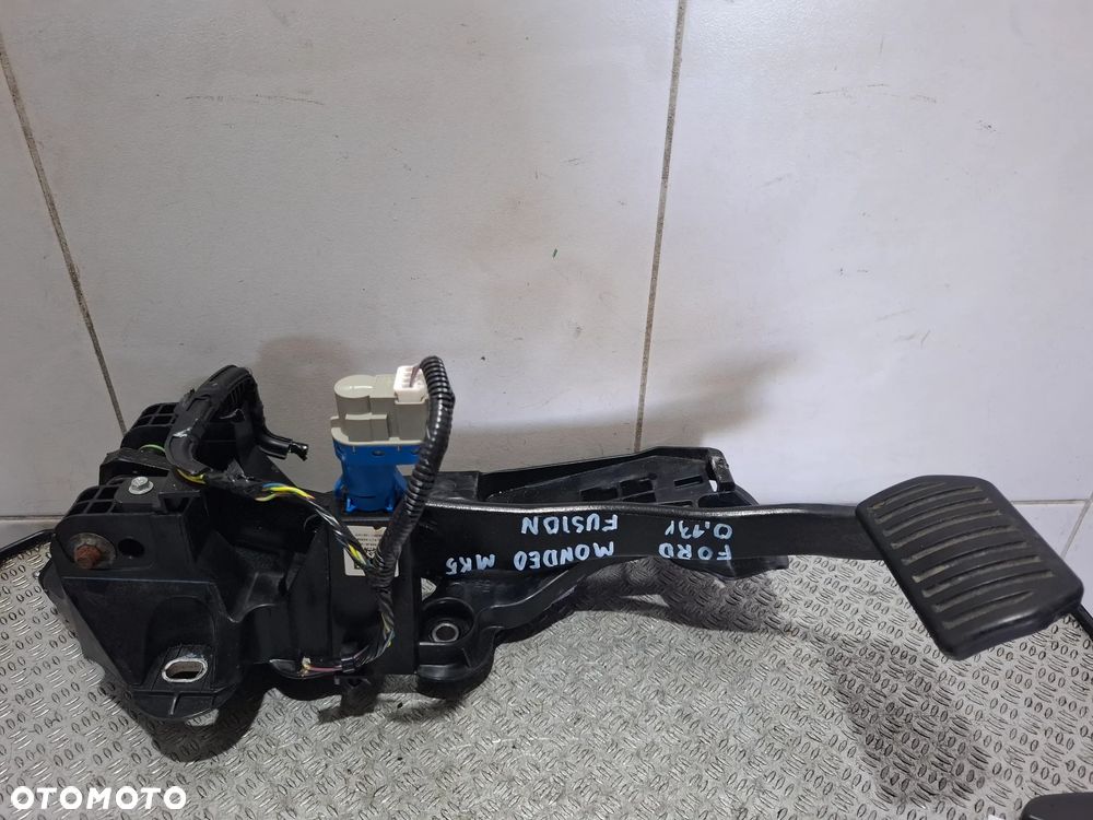 Pedał hamulca Ford Mondeo MK5 2013 rok nr dg9c9f856ae - 2