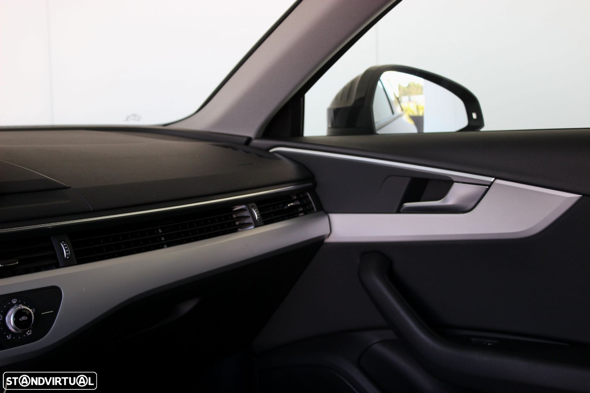 Audi A4 Avant 40 TDI S tronic - 26
