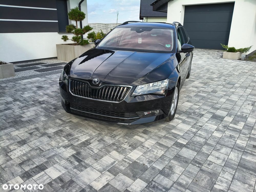 Skoda Superb 1.6 TDI Ambition - 9
