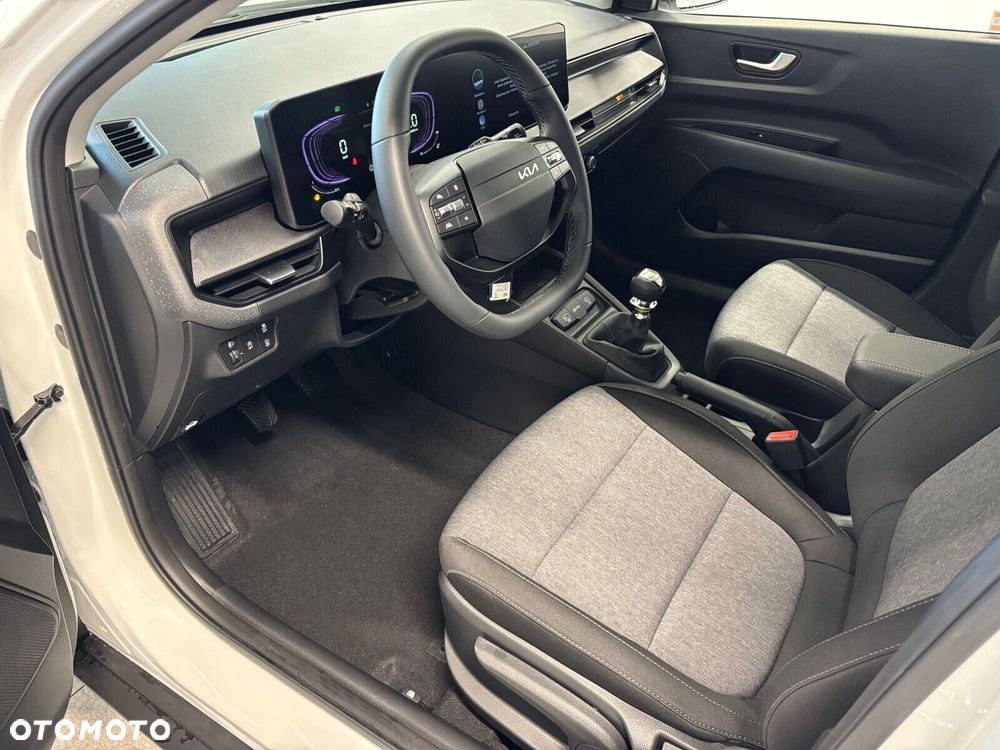 Kia Stonic - 8