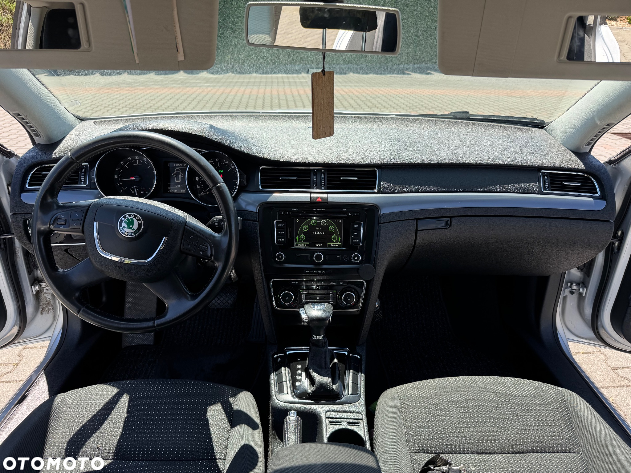 Skoda Superb 2.0 TDI DSG Comfort - 17
