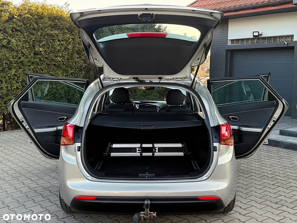 Kia Ceed 1.6 GDI XL - 23